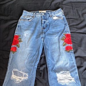 Rose embroidered mom jeans